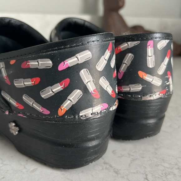 Koi by Sanita clogs size 39 Lipstick 💄 print - Picture 4 of 5